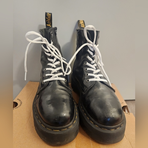 Dr Martens Women's size 7 platform leather boots - Picture 2 of 9